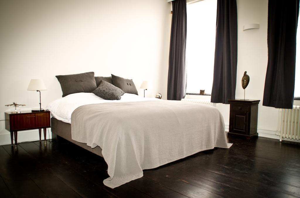 House Ninety Guesthouse Ixelles Zimmer foto